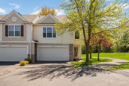 7637 Century Ct, Chanhassen, MN, 55317-4419 | Card Image