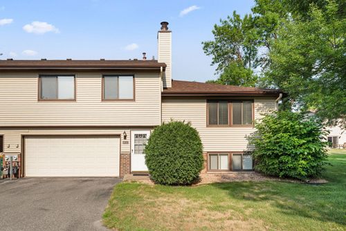 8717 N Maplebrook Cir, Brooklyn Park, MN, 55445-1944 | Card Image