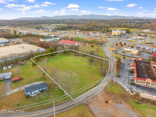 144 Buffalo Rd, Clinton, TN, 37716-6816 | Card Image
