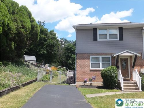 3360 S 2nd St, Whitehall, PA, 18052-3535 | Card Image