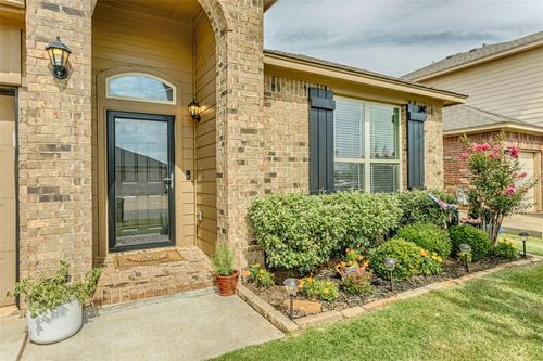 2517 Colby Court, Yukon, OK, 73099 | Card Image