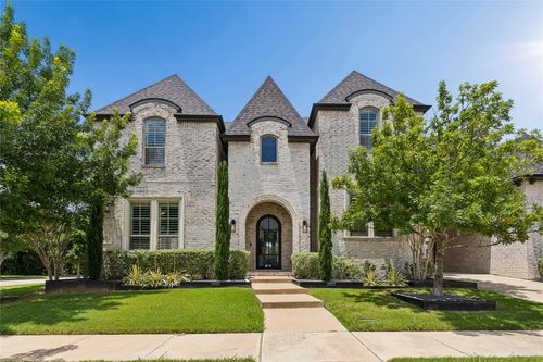 10215 Blackenhurst Ln, Frisco, TX, 75033-6202 | Card Image