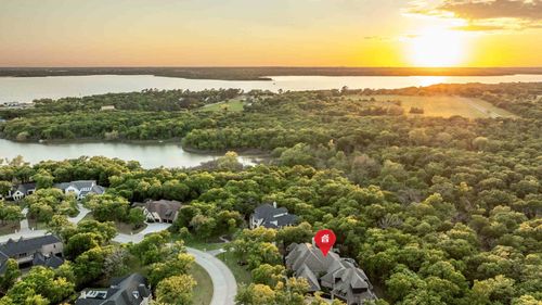 521 W Waters Edge Way, Oak Point, TX, 75068-3313 | Card Image