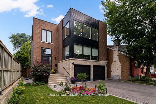 110 Evans Ave, Etobicoke, ON, M8Z1H9 | Card Image