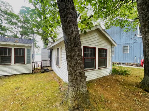 67163 Victory Shore Drive, Keeler Township, MI, 49047 | Card Image