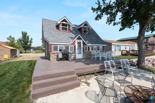 122 N Lake Dr Drive, Castlewood, SD, 57223 | Card Image