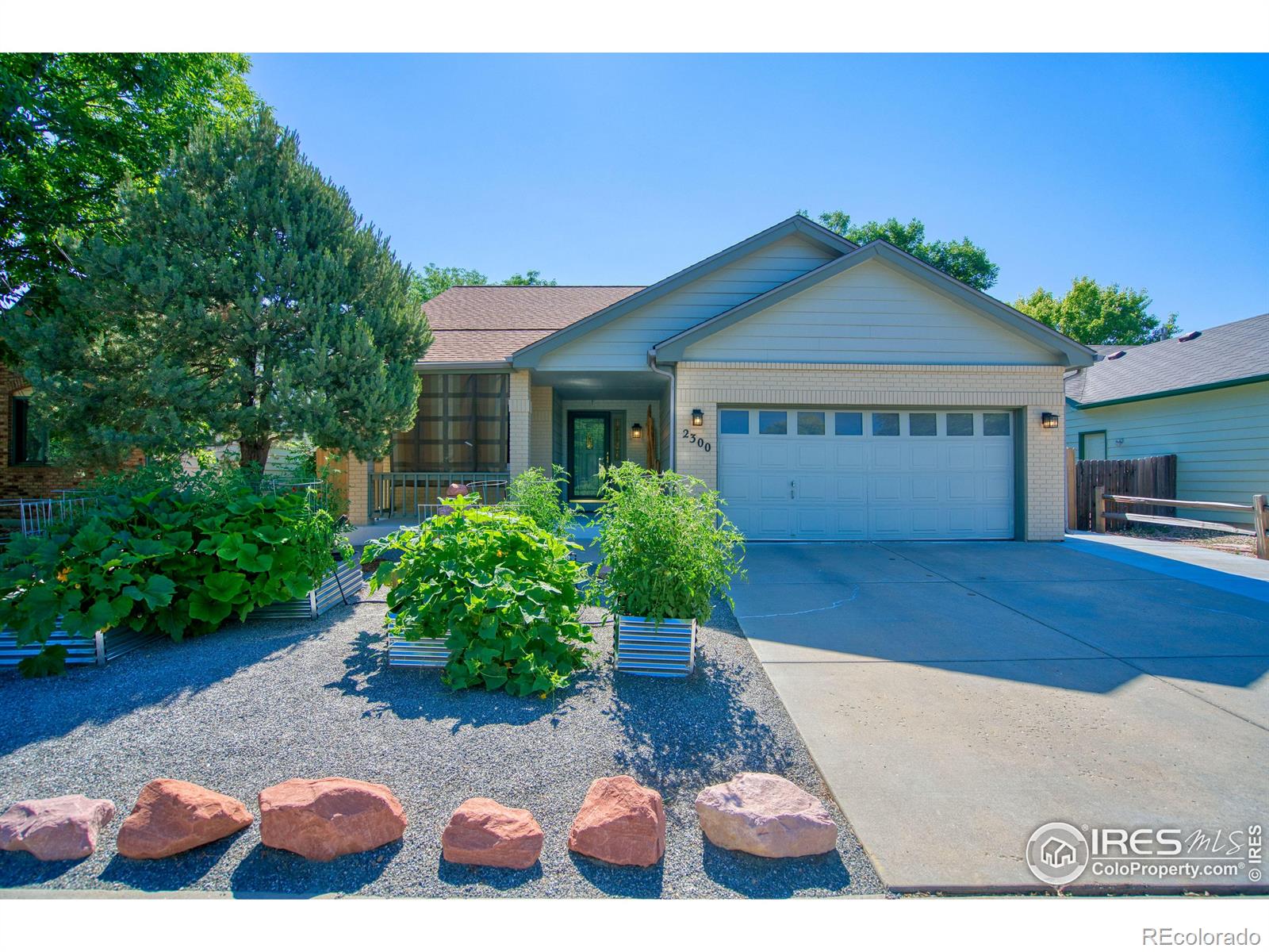 2300 Stuart Street, For Sale in Longmont Zoocasa