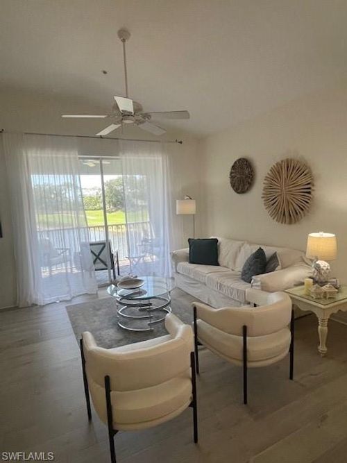 apt-204-2325 Carrington Ct, NAPLES, FL, 34109-0415 | Card Image