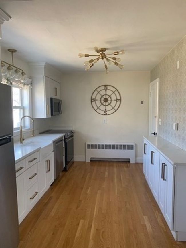 90 Manomet Ave, House other with 3 bedrooms, 2 bathrooms and 2 parking in Hull MA | Image 8