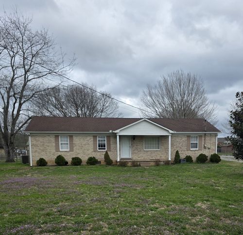 205 Peachtree St, Unionville, TN, 37180-4911 | Card Image