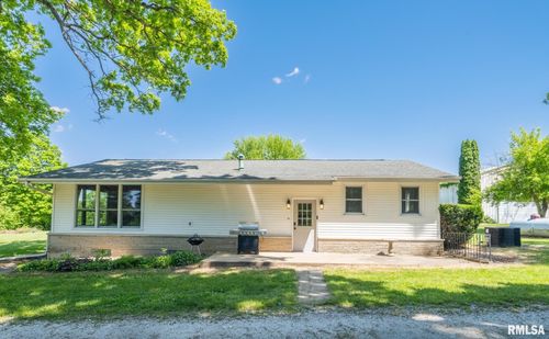 24077 Toboggan Ave, Hopedale, IL, 61747-9589 | Card Image