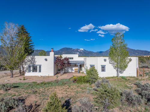 206 Hondo Seco Rd, Arroyo Seco, NM, 87514 | Card Image
