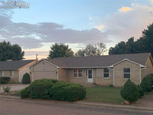 2840 Spartan Dr, Canon City, CO, 81212-4096 | Card Image