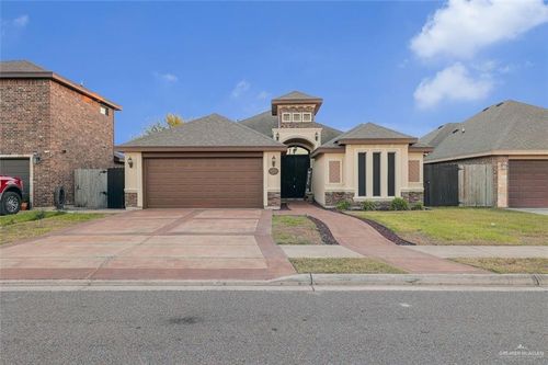 308 Benites St, Edinburg, TX, 78539-7910 | Card Image