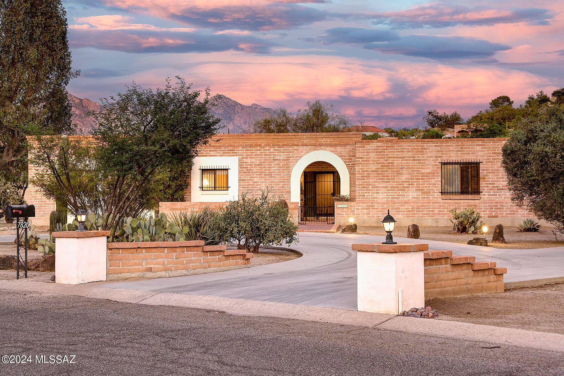 Tuscany Dr, Tucson, AZ 85742