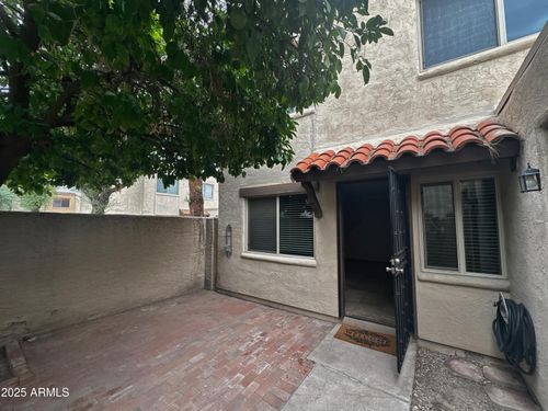 8151 E Glenrosa Ave, Scottsdale, AZ, 85251-2674 | Card Image