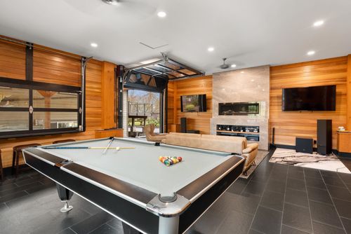 {{alt}} | Card Image