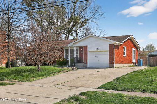 8811 Cottingham Way, Louisville, KY, 40258-1619 | Card Image