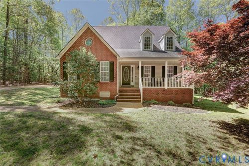 2025 Valley Springs Cir, Powhatan, VA, 23139-5246 | Card Image