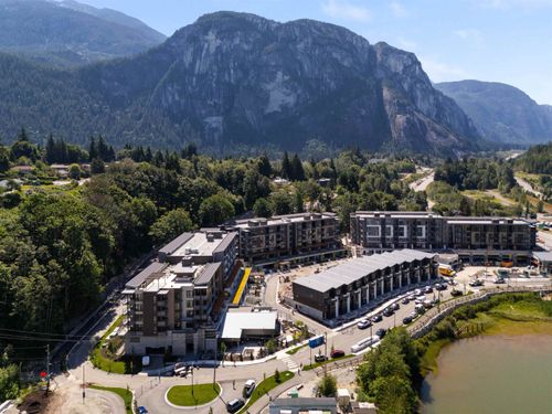 {{alt}} | Card Image