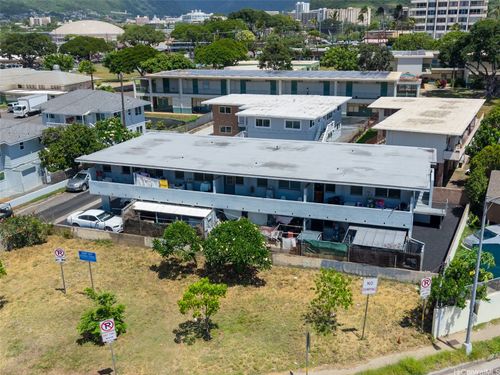 823 Waiaka Pl, Honolulu, HI, 96826-3455 | Card Image