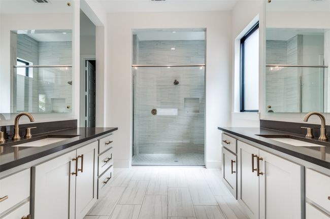 Primary Bath | Image 7