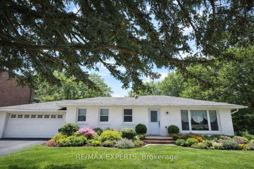 35 Clearview Hts, King City, ON, L7B1H5 | Card Image