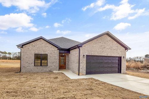 17182 Red Hill Rd, Athens, AL, 35611-9060 | Card Image