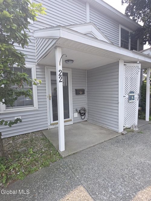 apt-22-23 Warsaw Ave, Mechanicville, NY, 12118-1136 | Card Image