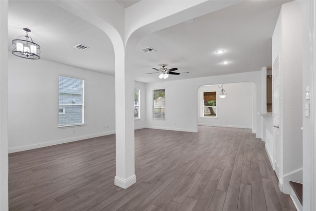 Entry | Image 5