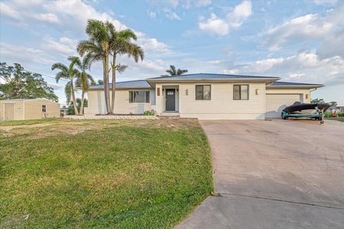 2820 Marlin Court, PUNTA GORDA, FL, 33950 | Card Image