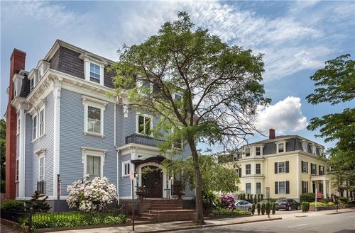 453 Angell St, Providence, RI, 02906-4412 | Card Image