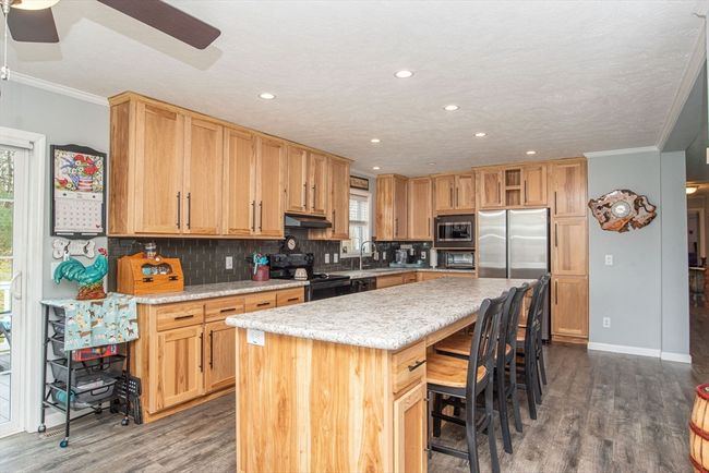 148 Linsay Dr, House other with 3 bedrooms, 2 bathrooms and 2 parking in Raynham MA | Image 13