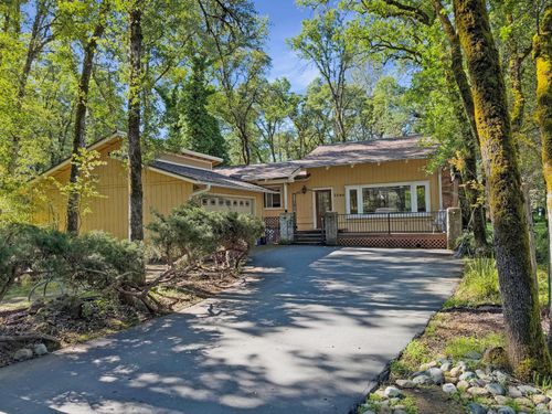 23164 Broadmoor Ct, Auburn, CA, 95602-8362 | Card Image