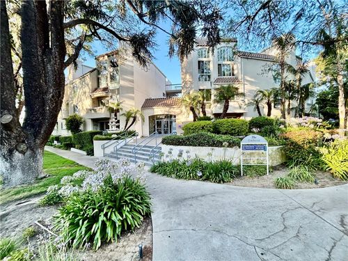 unit-203-4242 Stansbury Ave, Sherman Oaks, CA, 91423-4205 | Card Image