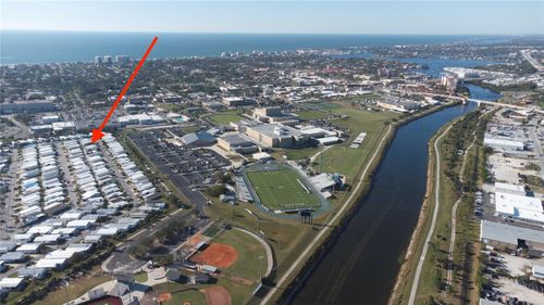 649 N Green Cir, VENICE, FL, 34285-2915 | Card Image