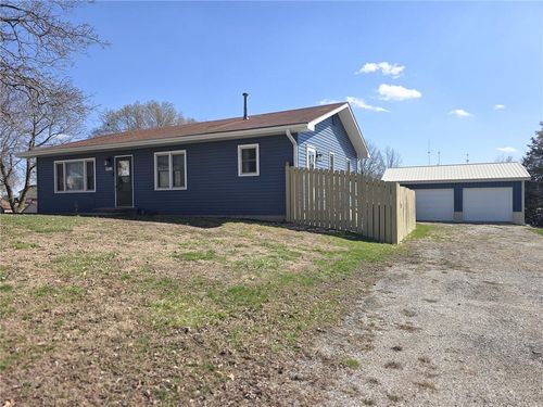 4 W 8th St, Grant City, MO, 64456-8115 | Card Image