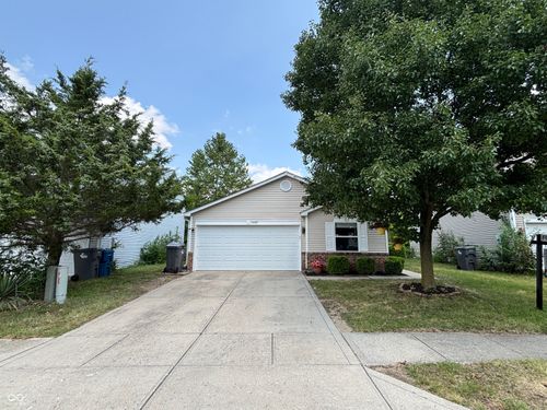 6649 Earlswood Dr, Indianapolis, IN, 46217-9376 | Card Image