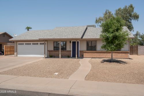 1318 W Mcnair St, Chandler, AZ, 85224-1381 | Card Image