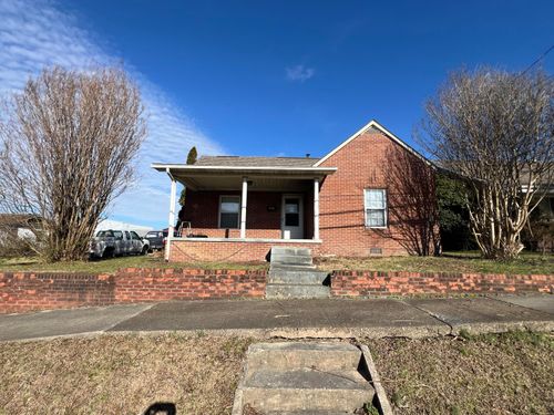 905 S Kentucky Ave, Corbin, KY, 40701-1845 | Card Image