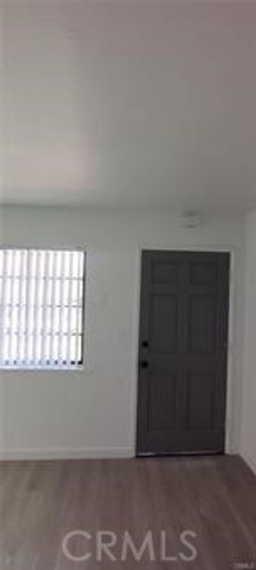 131 W Garfield Ave, Glendale, CA, 91204-2149 | Card Image