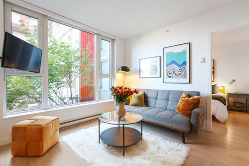 305-933 E Hastings St, Vancouver, BC, V6A0G6 | Card Image