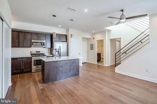 unit-b3-934 S 5th St, PHILADELPHIA, PA, 19147-4058 | Card Image