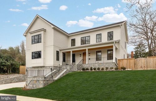 4283 38th St N, ARLINGTON, VA, 22207-4518 | Card Image