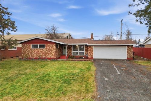 1808 W Kiernan Ave, Spokane, WA, 99205-2551 | Card Image