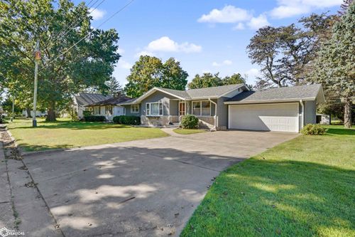 2207 S 13th St, Burlington, IA, 52601 | Card Image