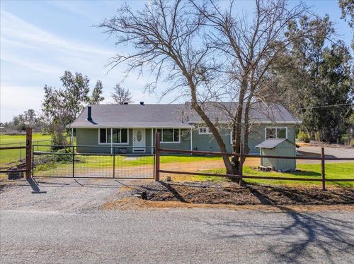 25001 Brook St, Los Molinos, CA, 96055-9609 | Card Image
