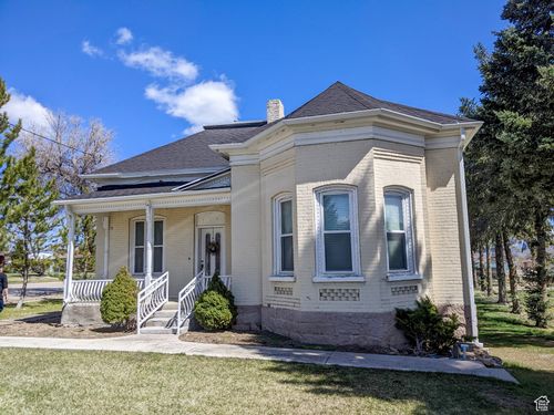 114 E Main St, Moroni, UT, 84646-7724 | Card Image
