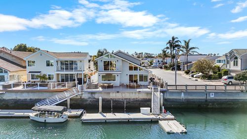 2230 Jamestown Ln, Oxnard, CA, 93035 | Card Image
