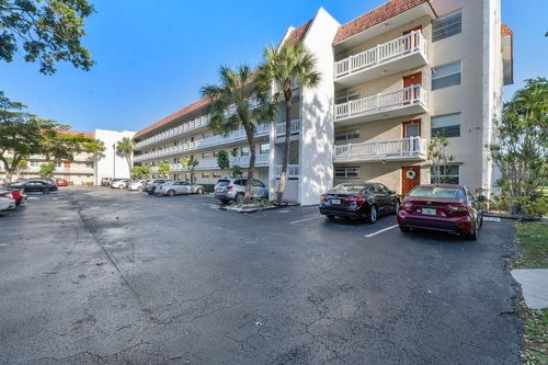 apt-404-3551 Inverrary Dr, Lauderhill, FL, 33319-6001 | Card Image